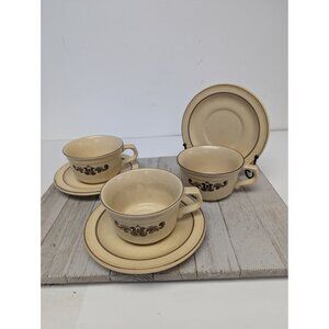 Pfaltzgraff Village Tan Set of 3 Cups and Saucer Plates USA